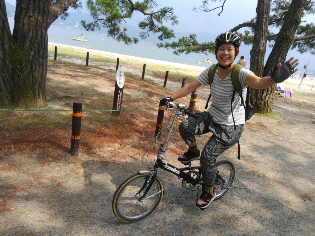 天橋立を自転車で走る非日常な経験にニコニコ
